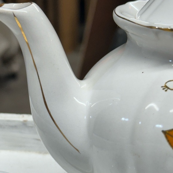 Vintage 1970’s daisy teapot, pair of Portugal tea cups saucers unopened spoons - Picture 6 of 8